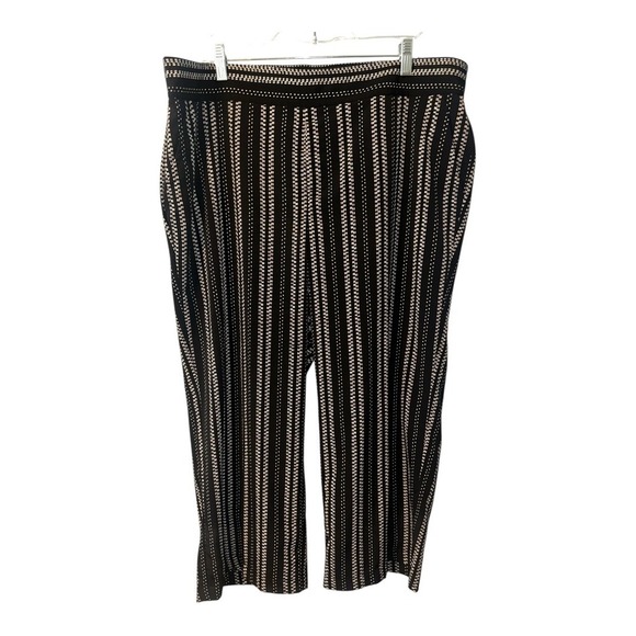 Roz & Ali Black/White Striped Wide Leg Capri Pants, 1x - Picture 1 of 7